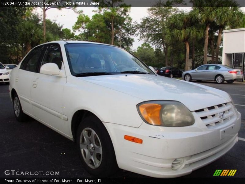 Noble White / Beige 2004 Hyundai Accent GL Sedan