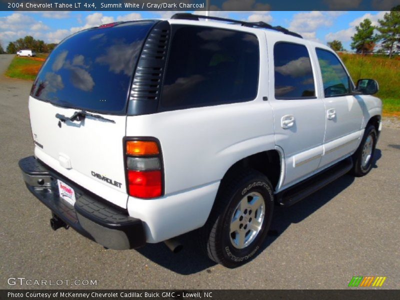 Summit White / Gray/Dark Charcoal 2004 Chevrolet Tahoe LT 4x4