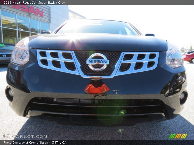 Super Black / Gray 2013 Nissan Rogue SV