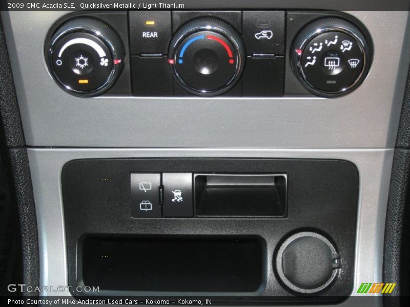 Quicksilver Metallic / Light Titanium 2009 GMC Acadia SLE