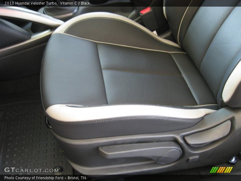 Front Seat of 2013 Veloster Turbo