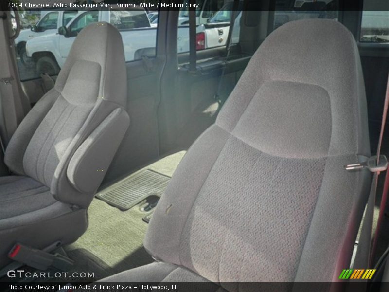 Summit White / Medium Gray 2004 Chevrolet Astro Passenger Van