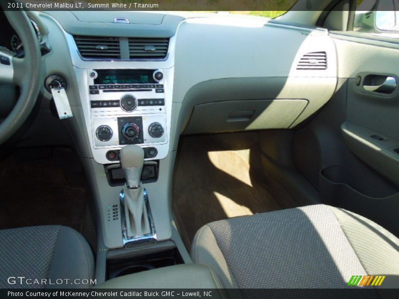 Summit White / Titanium 2011 Chevrolet Malibu LT