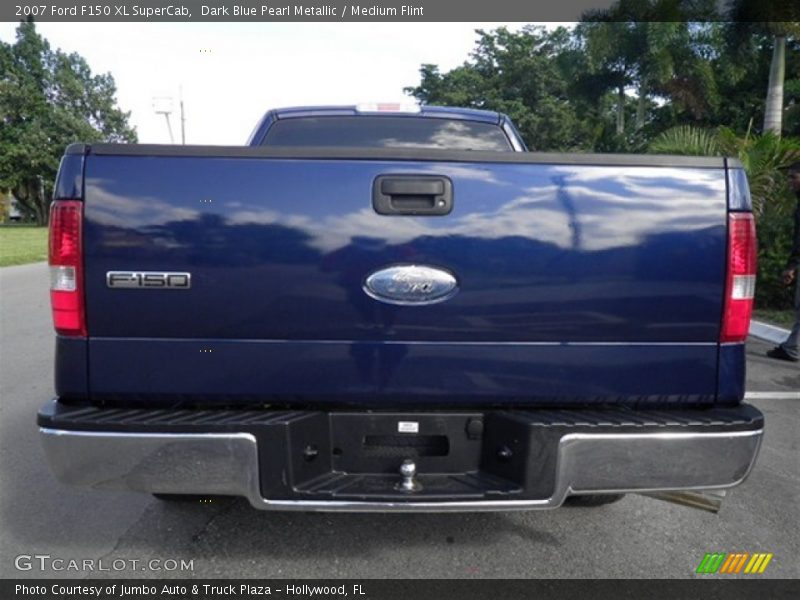 Dark Blue Pearl Metallic / Medium Flint 2007 Ford F150 XL SuperCab