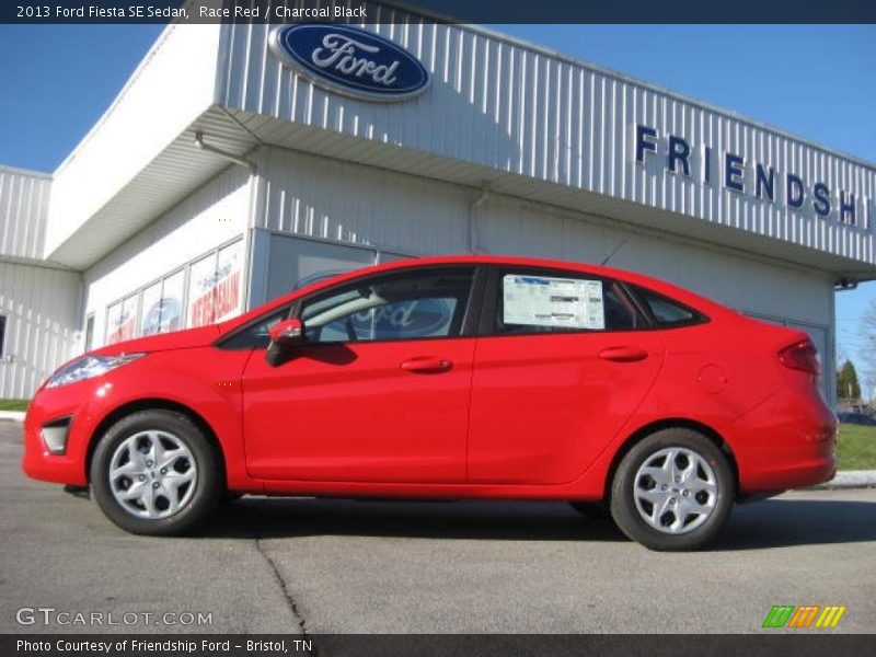 Race Red / Charcoal Black 2013 Ford Fiesta SE Sedan