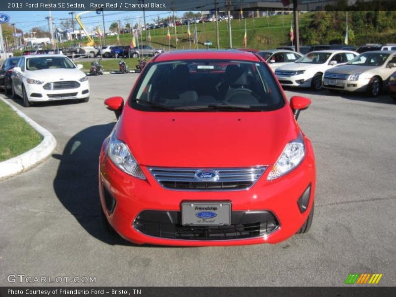 Race Red / Charcoal Black 2013 Ford Fiesta SE Sedan