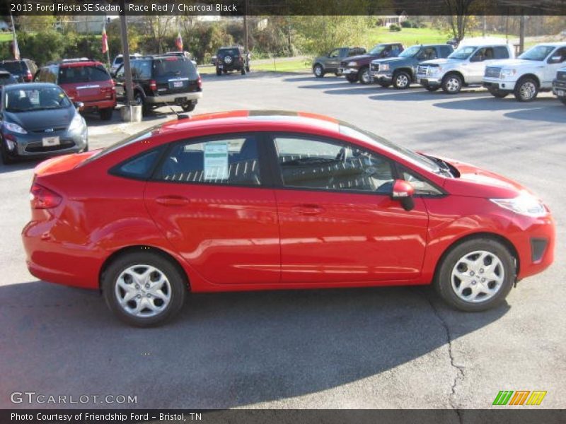 Race Red / Charcoal Black 2013 Ford Fiesta SE Sedan