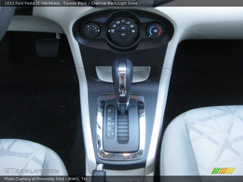 Tuxedo Black / Charcoal Black/Light Stone 2013 Ford Fiesta SE Hatchback