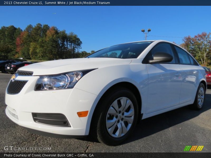 Summit White / Jet Black/Medium Titanium 2013 Chevrolet Cruze LS
