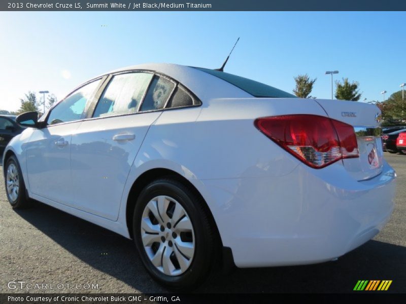 Summit White / Jet Black/Medium Titanium 2013 Chevrolet Cruze LS