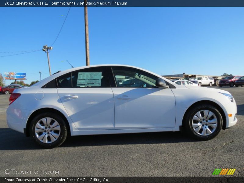 Summit White / Jet Black/Medium Titanium 2013 Chevrolet Cruze LS