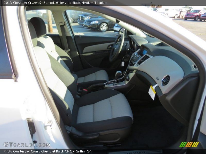 Summit White / Jet Black/Medium Titanium 2013 Chevrolet Cruze LS