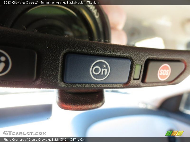 Summit White / Jet Black/Medium Titanium 2013 Chevrolet Cruze LS
