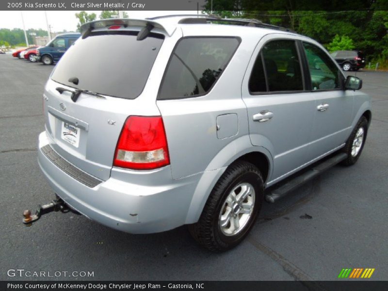 Clear Silver Metallic / Gray 2005 Kia Sorento LX