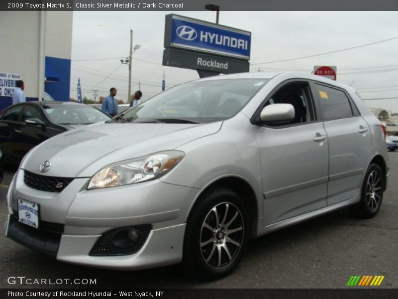 Classic Silver Metallic / Dark Charcoal 2009 Toyota Matrix S