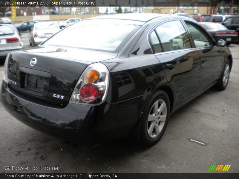 Super Black / Frost Gray 2002 Nissan Altima 2.5 S