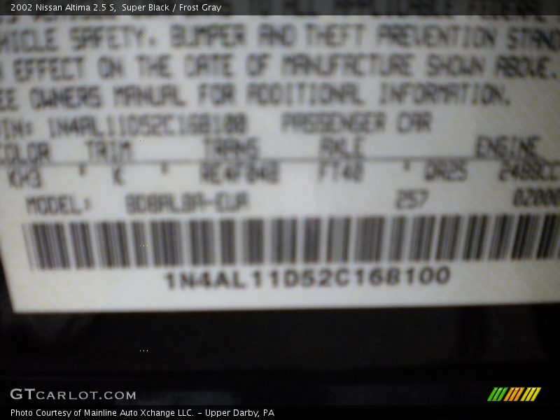 Super Black / Frost Gray 2002 Nissan Altima 2.5 S