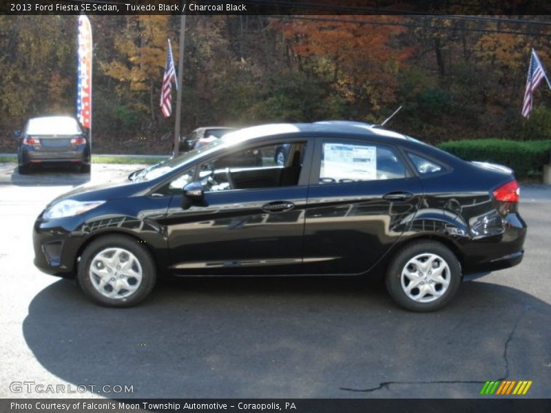 Tuxedo Black / Charcoal Black 2013 Ford Fiesta SE Sedan