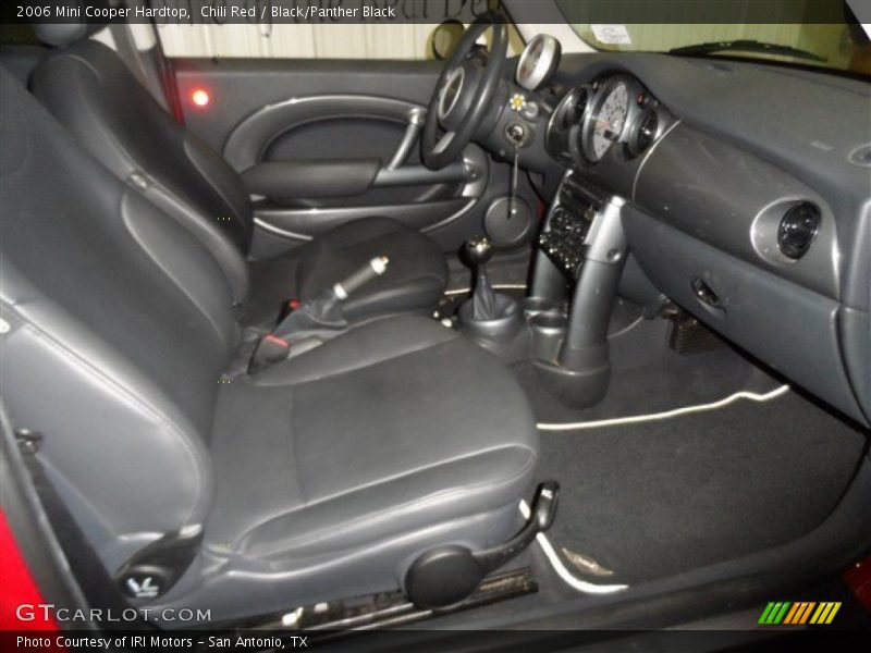Chili Red / Black/Panther Black 2006 Mini Cooper Hardtop