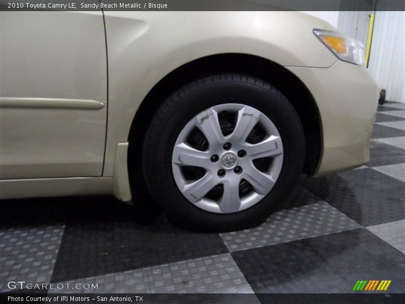 Sandy Beach Metallic / Bisque 2010 Toyota Camry LE