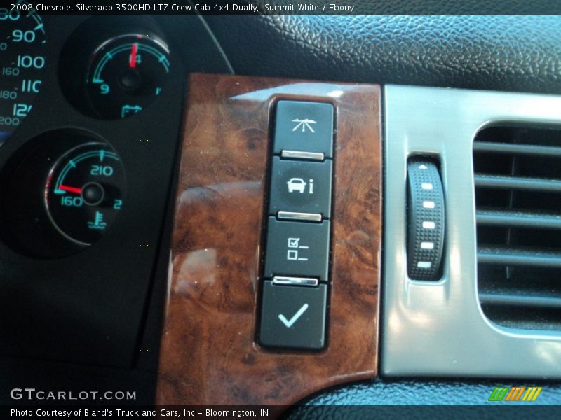 Summit White / Ebony 2008 Chevrolet Silverado 3500HD LTZ Crew Cab 4x4 Dually
