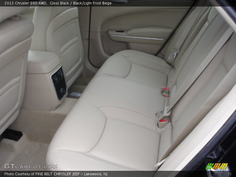 Gloss Black / Black/Light Frost Beige 2013 Chrysler 300 AWD