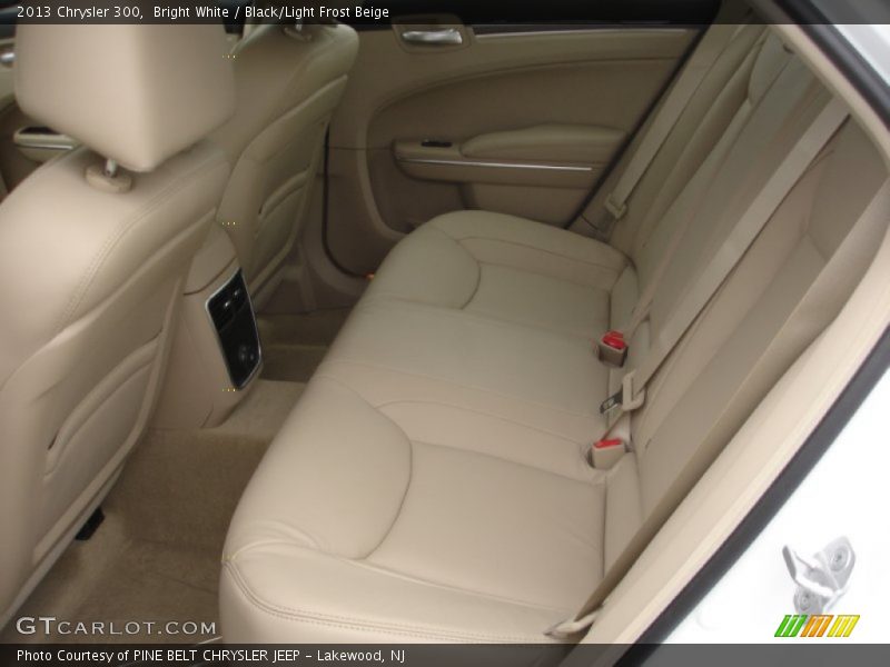 Bright White / Black/Light Frost Beige 2013 Chrysler 300
