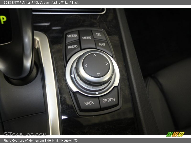 Controls of 2013 7 Series 740Li Sedan