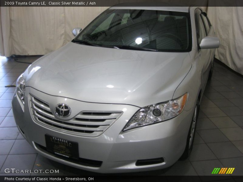 Classic Silver Metallic / Ash 2009 Toyota Camry LE