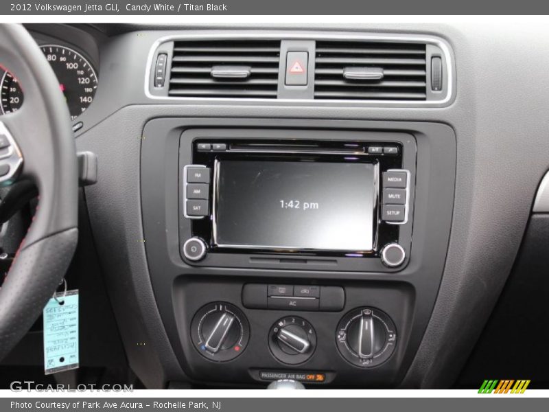 Controls of 2012 Jetta GLI