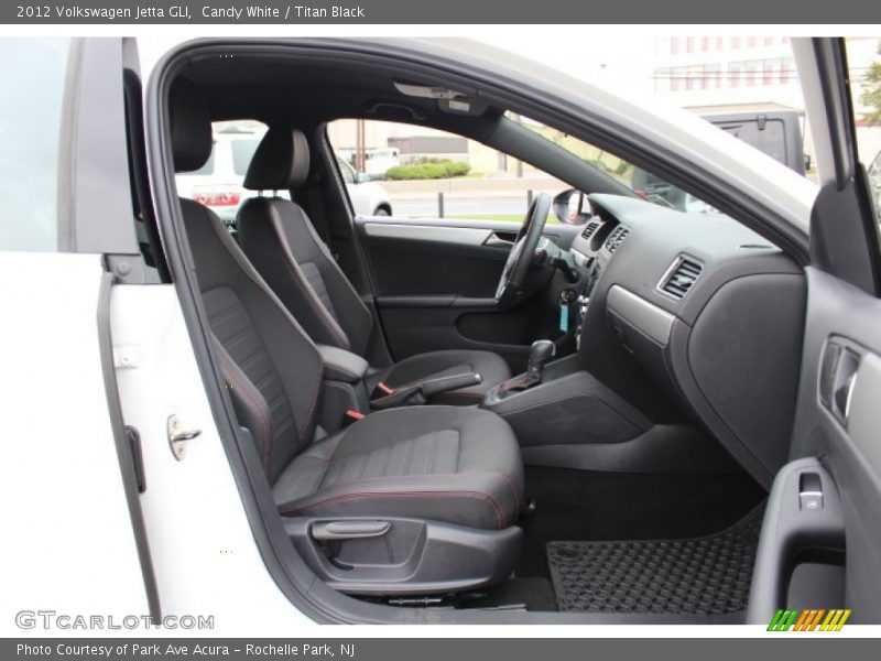 Candy White / Titan Black 2012 Volkswagen Jetta GLI