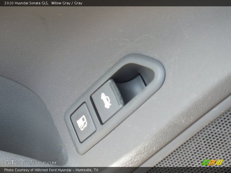 Willow Gray / Gray 2010 Hyundai Sonata GLS