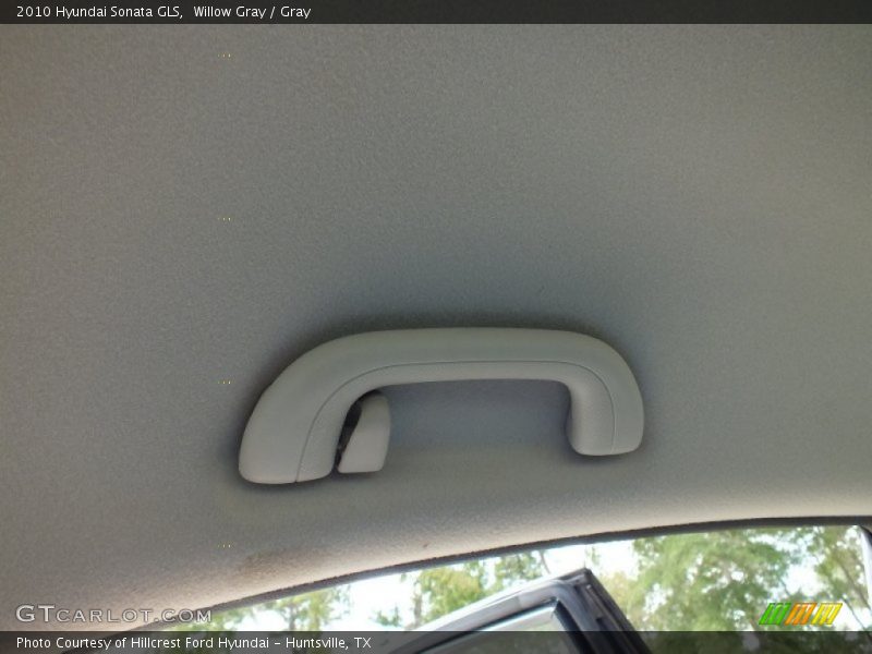 Willow Gray / Gray 2010 Hyundai Sonata GLS
