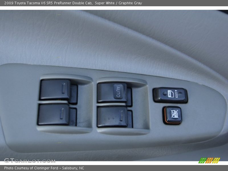 Super White / Graphite Gray 2009 Toyota Tacoma V6 SR5 PreRunner Double Cab