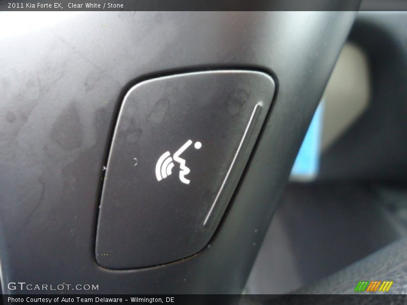 Clear White / Stone 2011 Kia Forte EX