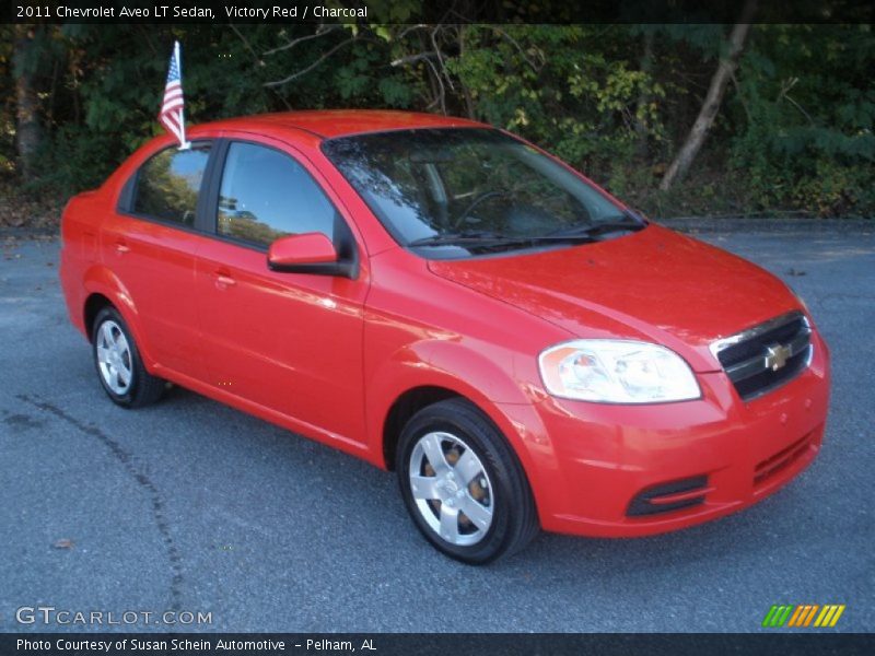 Front 3/4 View of 2011 Aveo LT Sedan