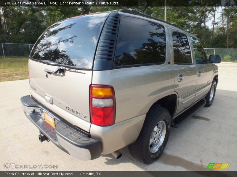 Light Pewter Metallic / Tan/Neutral 2002 Chevrolet Tahoe LT 4x4