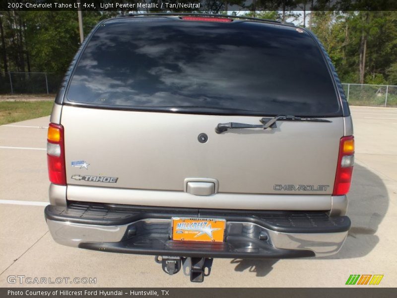 Light Pewter Metallic / Tan/Neutral 2002 Chevrolet Tahoe LT 4x4