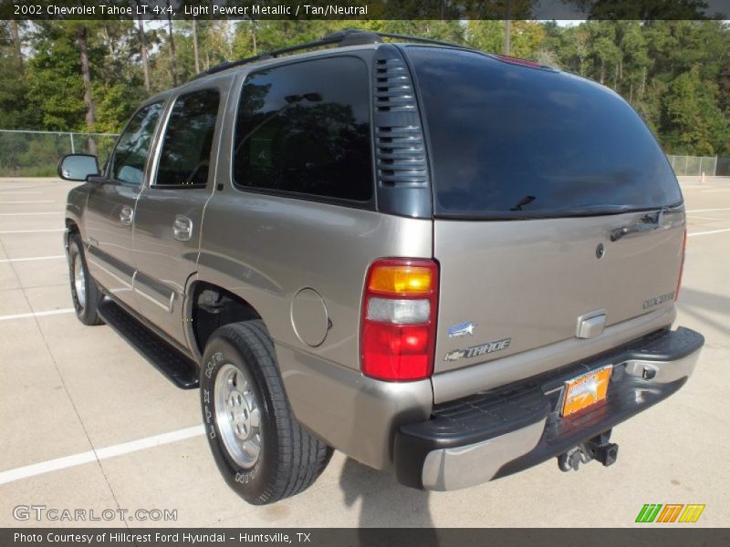 Light Pewter Metallic / Tan/Neutral 2002 Chevrolet Tahoe LT 4x4