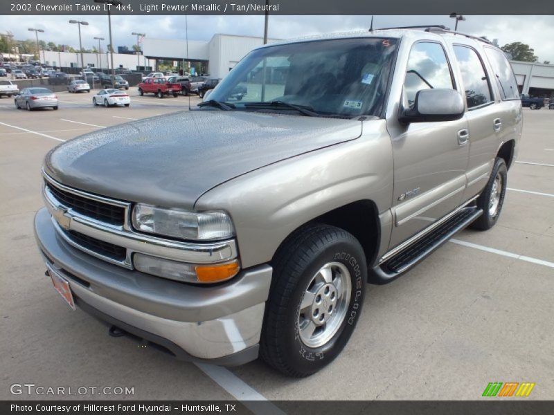Light Pewter Metallic / Tan/Neutral 2002 Chevrolet Tahoe LT 4x4