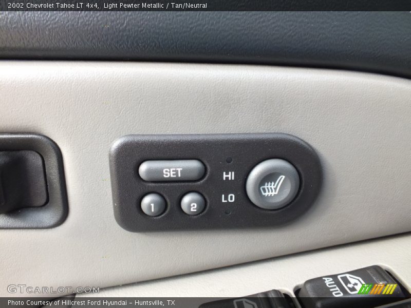 Light Pewter Metallic / Tan/Neutral 2002 Chevrolet Tahoe LT 4x4