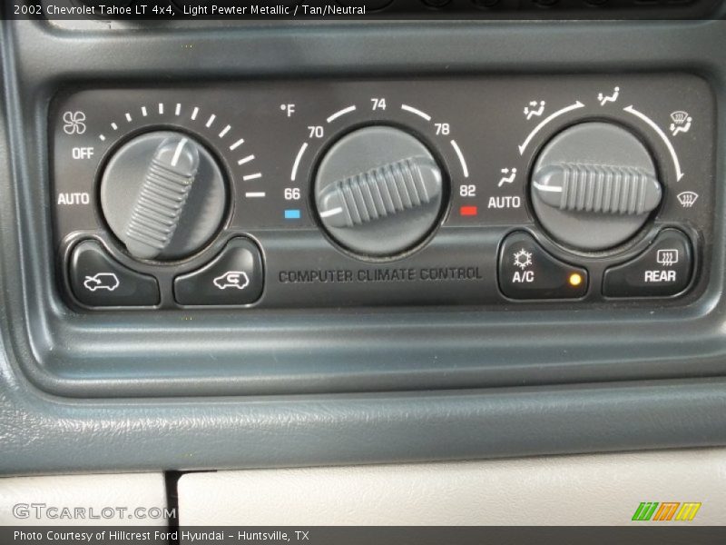 Light Pewter Metallic / Tan/Neutral 2002 Chevrolet Tahoe LT 4x4