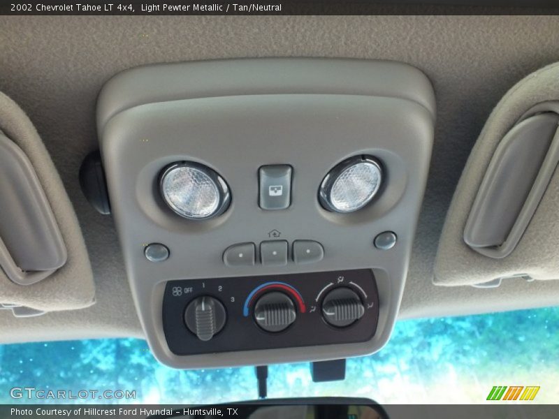 Light Pewter Metallic / Tan/Neutral 2002 Chevrolet Tahoe LT 4x4
