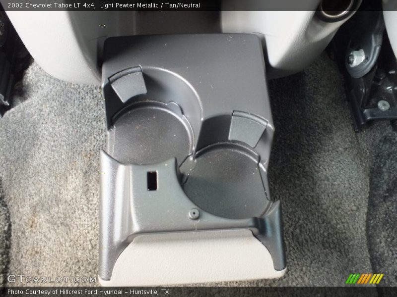 Light Pewter Metallic / Tan/Neutral 2002 Chevrolet Tahoe LT 4x4