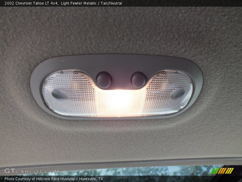 Light Pewter Metallic / Tan/Neutral 2002 Chevrolet Tahoe LT 4x4