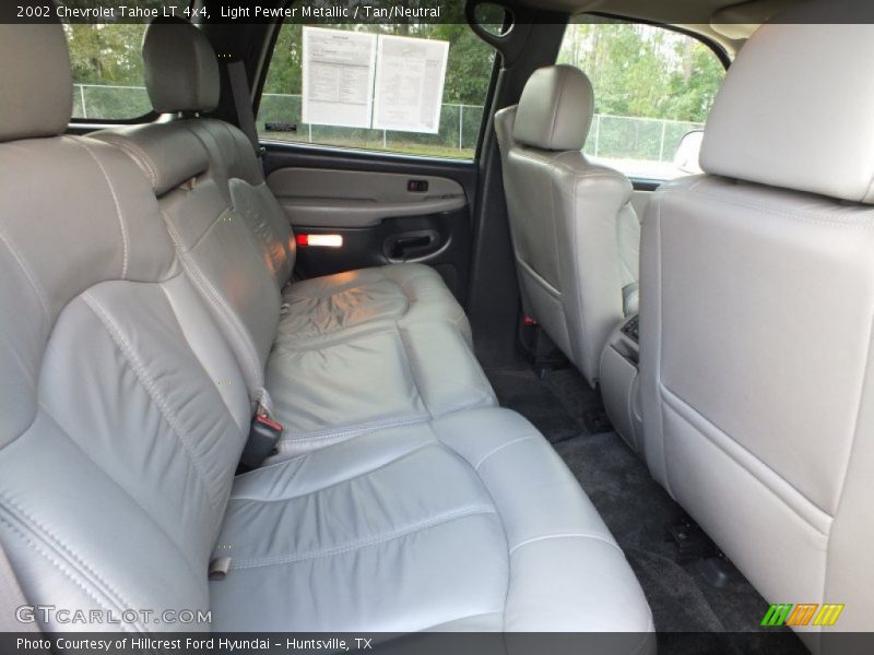 Light Pewter Metallic / Tan/Neutral 2002 Chevrolet Tahoe LT 4x4