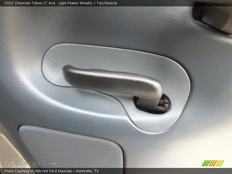Light Pewter Metallic / Tan/Neutral 2002 Chevrolet Tahoe LT 4x4