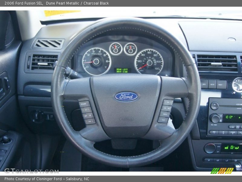  2006 Fusion SEL Steering Wheel