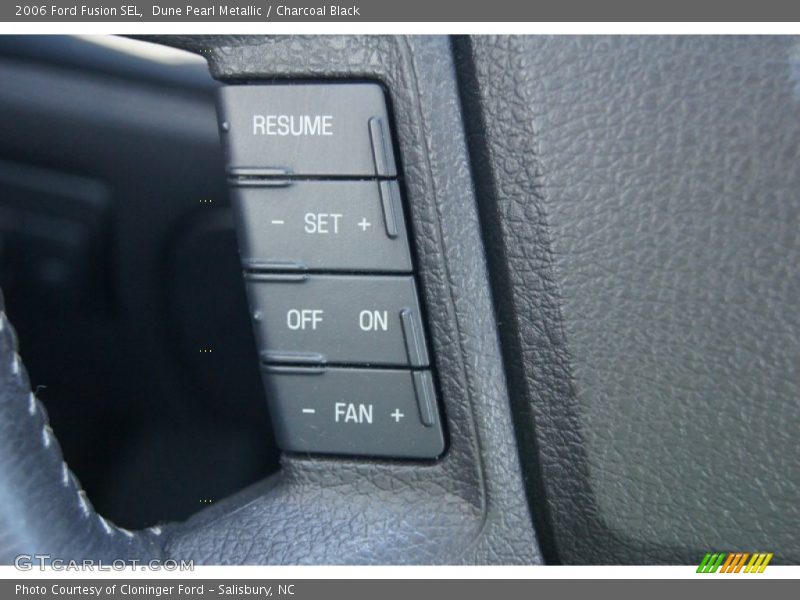 Controls of 2006 Fusion SEL