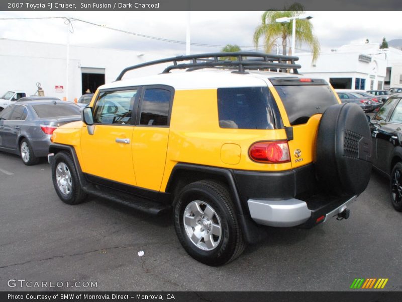Sun Fusion / Dark Charcoal 2007 Toyota FJ Cruiser